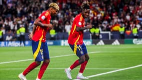 Lamine Yamal et Nico Williams fêtent un but de l'Espagne lors du Final Four de la Ligue des nations, 5 juin 2025