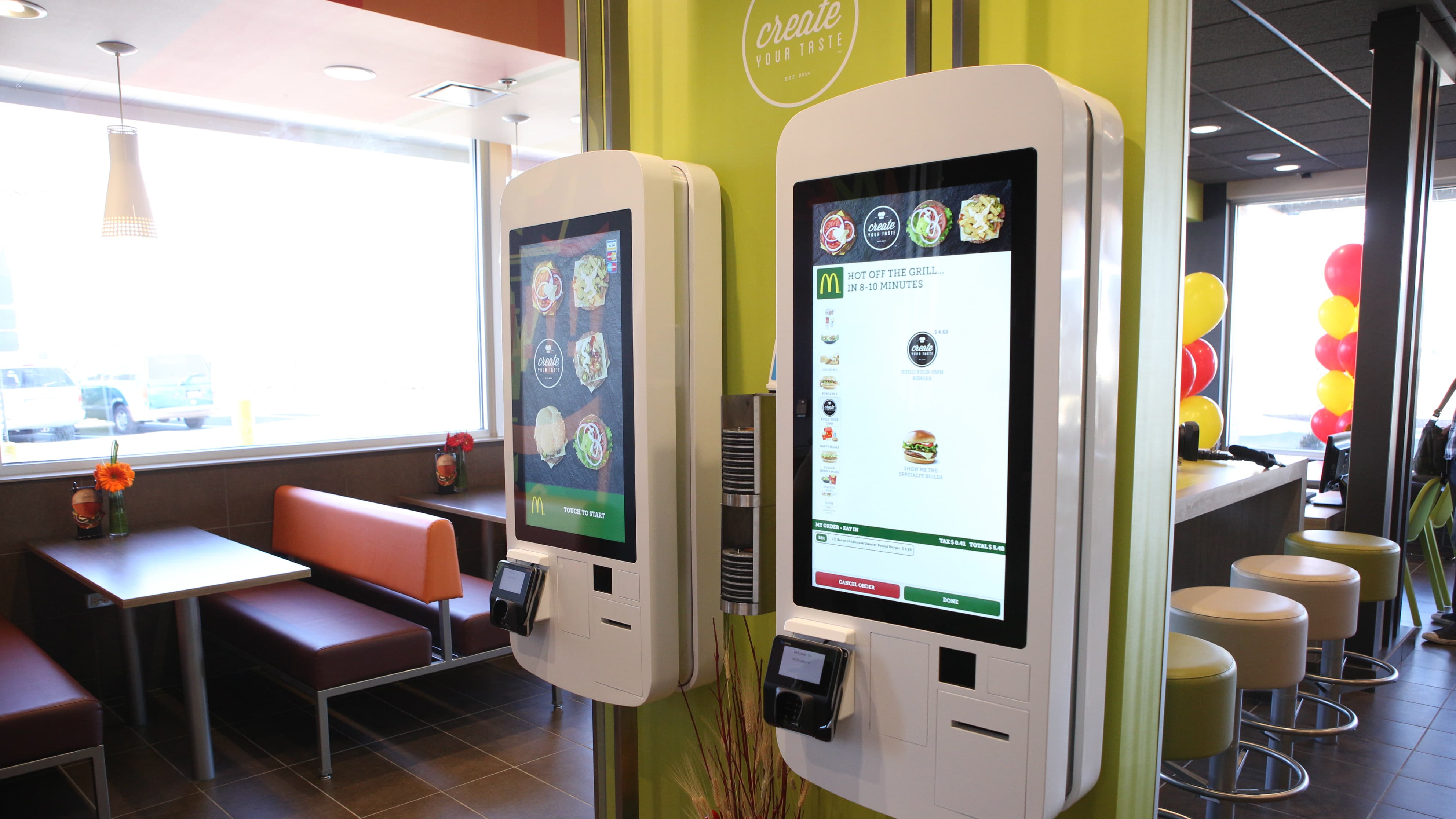 La borne tactile "Create your taste" dans un restaurant de New York. La borne tactile "Create your taste" dans un restaurant de New York.