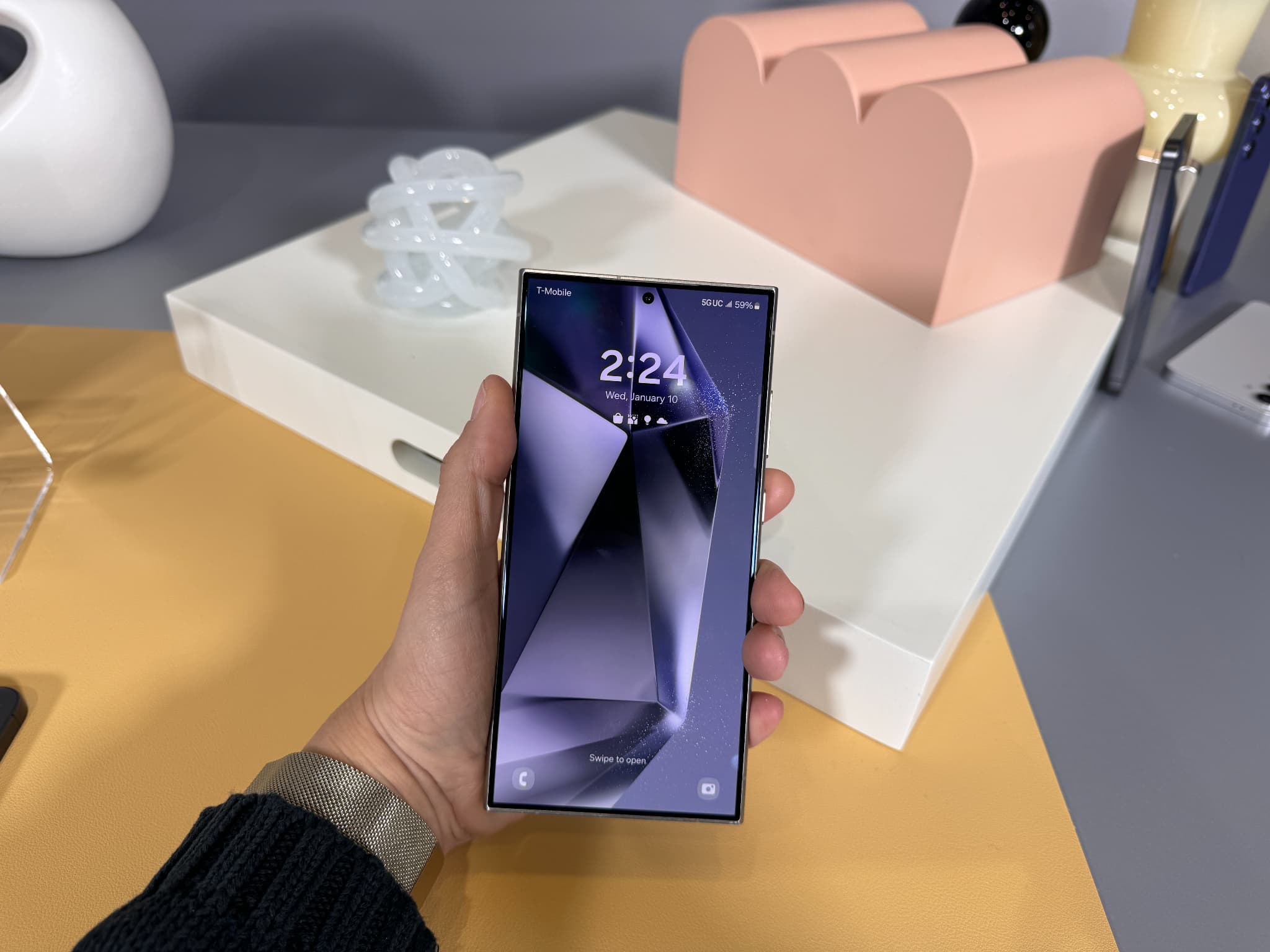 Galaxy S22 Ultra : Samsung veut créer un smartphone élégant et  indestructible