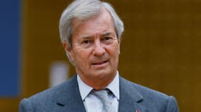 Vincent Bolloré, actionnaire majoritaire du groupe Bolloré, arrive à une audition d'une commission parlementaire sur la concentration dans les médias, le 19 janvier 2022