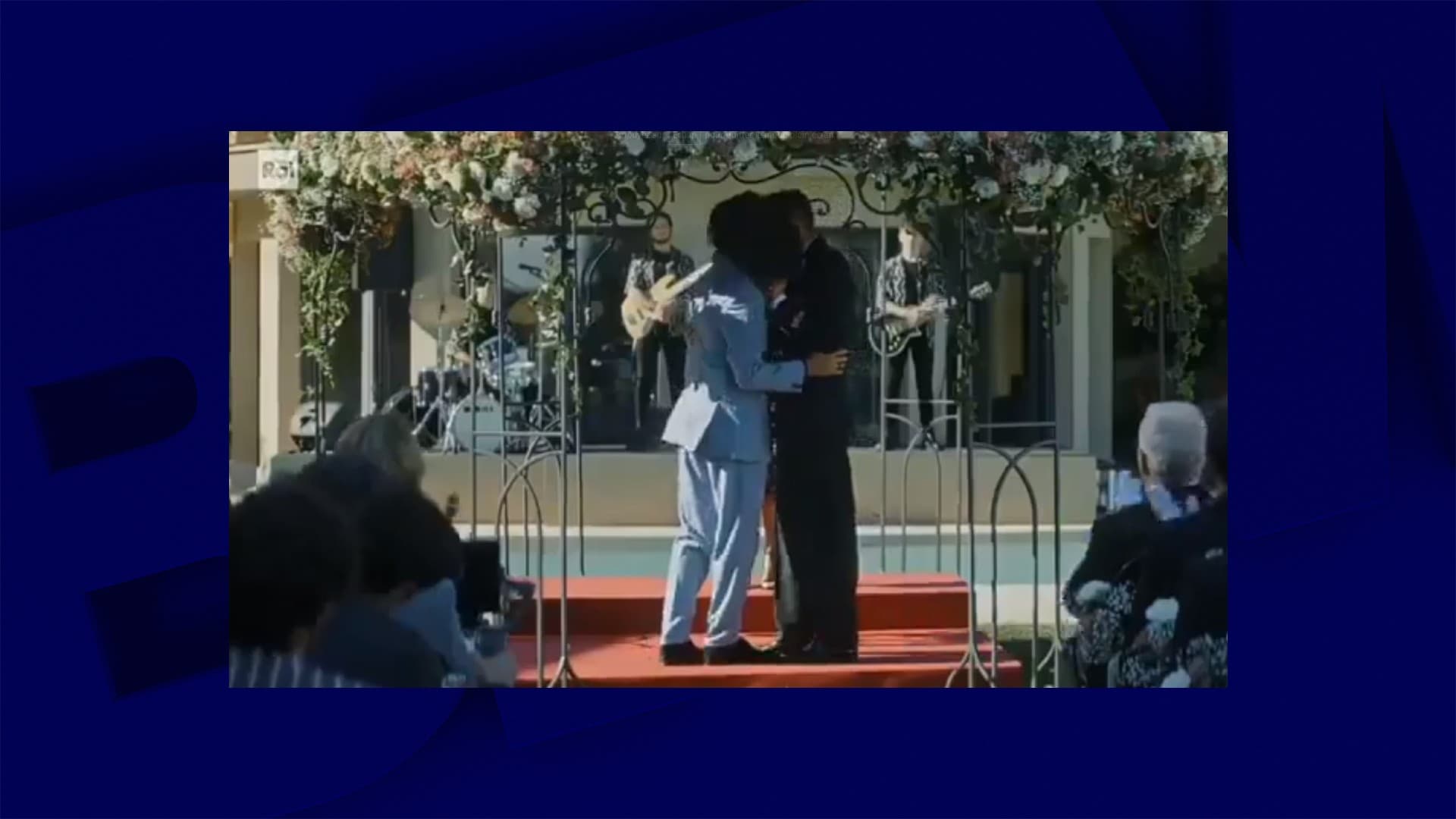 Italie: la chaîne de télévision Rai 1 dément avoir censuré un baiser ...