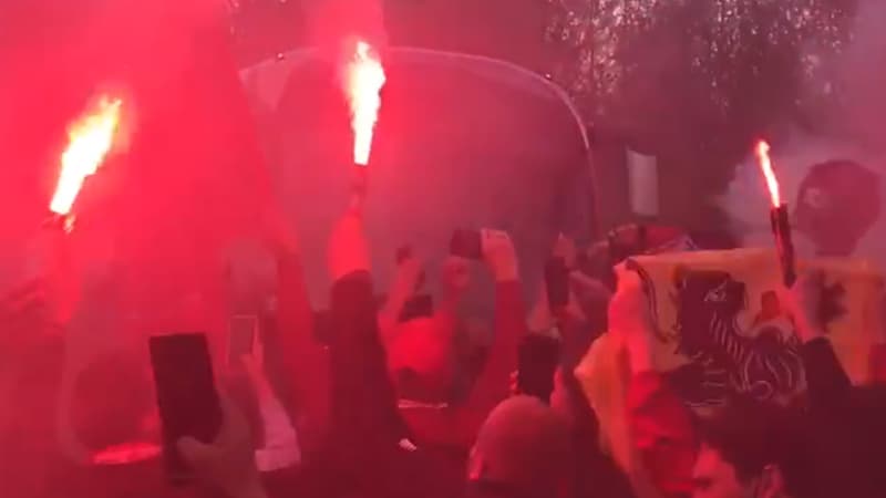 Lens-Lille: énorme ambiance au départ des Lillois