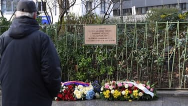 Une nouvelle plaque en hommage à Ahmed Merabet doit être installée mercredi.