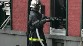 300 sapeurs-pompiers sont parvenus en 2 heures à éviter toute propagation aux immeubles voisins.
