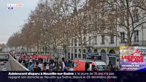 Lyon: entre 2.300 et 3.000 personnes manifestent contre la loi immigration