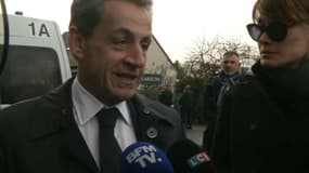 "Ça laisse un grand vide." L'émotion de Nicolas Sarkozy après s'être recueilli devant la dépouille de Johnny Hallyday