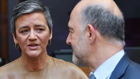 Margrethe Vestager, commissaire européen en charge de la concurrence,  avec Pierre Moscovici, commissaire européen aux Affaires économiques et financières