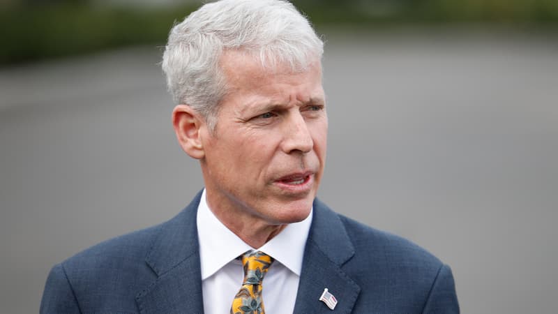 "Nous allons en vendre beaucoup et nous en prendrons une partie": le ministre de l'Énergie américain va se rendre au Venezuela pour discuter de l'avenir du secteur pétrolier