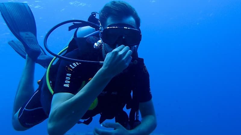 Le plongeur a subi un accident cardiaque lors de son examen de plongée sous-marine (Photo d'illustration).