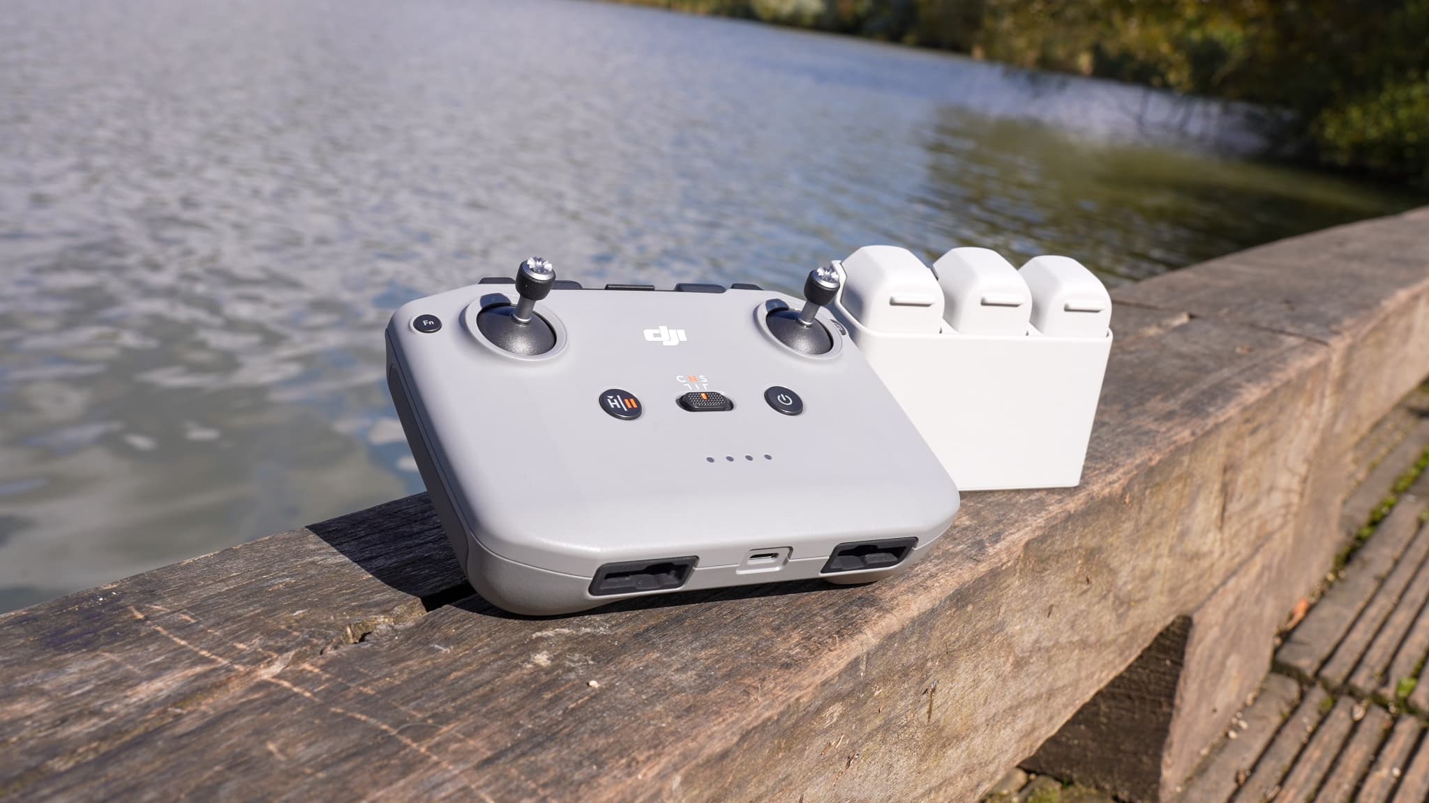 DJI neo