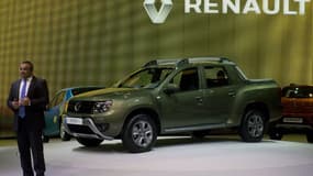 Le marché du pick-up, en hausse de 50% en France ces deux dernières années, risque bien de sombrer avec la clarification de son statut fiscal flou jusque-là. Ici, le Renault Alaskan.