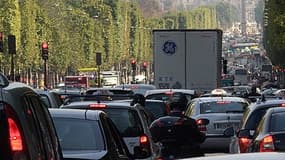 Le montant de l'ecotaxe prend en compte le nombre de kilomètres parcourus et le réseau routier emprunté.