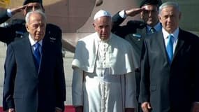 Le pape François ce dimanche à son arrivée à l'aéroport de Tel Aviv.