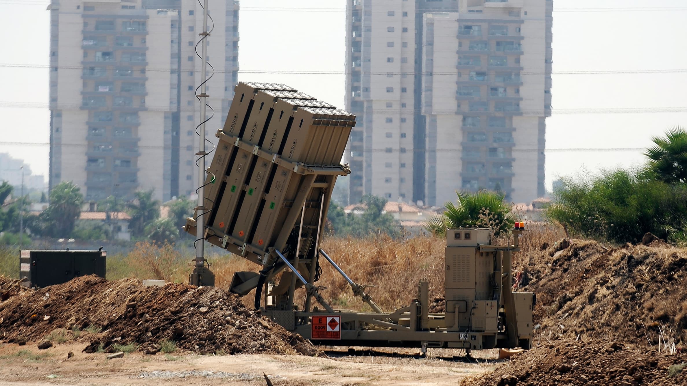 Une batterie antimissiles du Dôme de fer, au sud de Tel Aviv. Une batterie antimissiles du Dôme de fer, au sud de Tel Aviv.