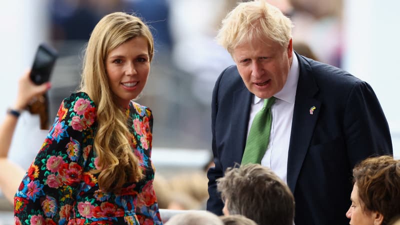 Le Premier ministre britannique Boris Johnson et son épouse Carrie Symonds  à la Platinum Party au palais de Buckingham, le 4 juin 2022, dans le cadre des célébrations du jubilé de platine de la reine Elizabeth II.