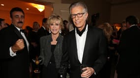 L'actrice Jane Fonda et le producteur de musique Richard Perry au bal du Carousel Of Hope à l'hôtel Beverly Hilton le 20 octobre 2012 à Beverly Hills, en Californie.
