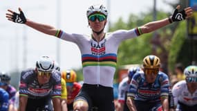 Tadej Pogacar sur la 1re étape du Critérium du Dauphiné 2025