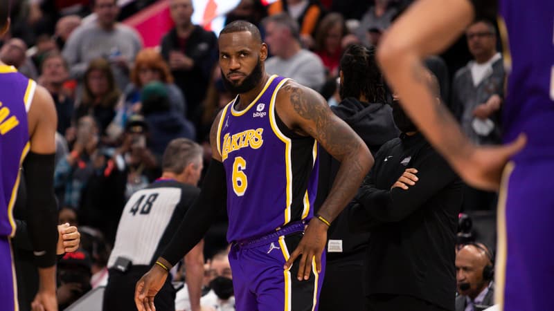 NBA: très énervé, LeBron James fait expulser deux spectateurs d’un match des Lakers