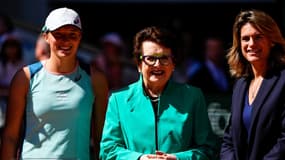 Billie Jean King entre Swiatek et Mauresmo