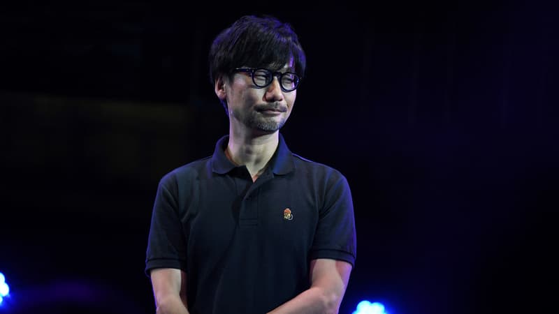 Hideo Kojima sur scène lors de la présentation de son jeu vidéo "Death Stranding" durant le Tokyo Game Show à Makuhari, le 12 septembre 2019.