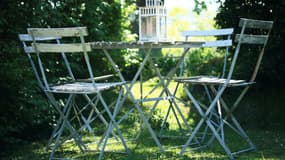 Mars et avril sont les deux mois l'année où les Français renouvellent le plus leur mobilier de jardin. 