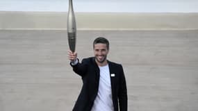 Tony Estanguet a récupéré la flamme olympique en Grèce, 26 avril 2024