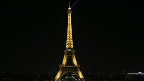 La Tour Eiffel sera éteinte ce mardi en hommage aux victimes de l'attentat de Manchester.