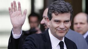 Arnaud Montebourg, le ministre du Redressement productif, estime que les politiques d'austérité imposées par l'Allemagne dans la zone euro ont plongé sept pays dans la récession. Il reproche à la chancelière Angela Merkel son "aveuglement idéologique" dan