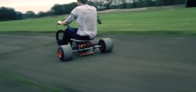 Un drift trike avec un moteur