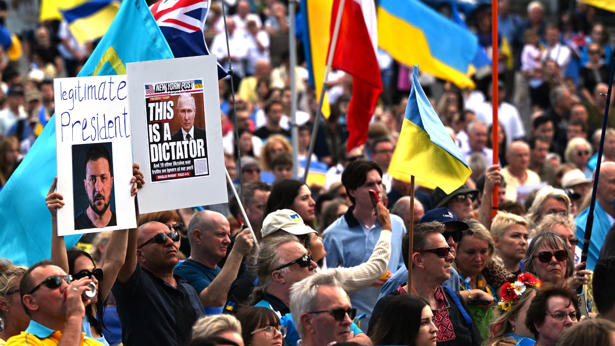 Une manifestation pro-Ukraine à Sydney, en Australie, le 24 février 2025. Une manifestation pro-Ukraine à Sydney, en Australie, le 24 février 2025.