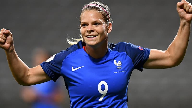 Eugénie Le Sommer double buteuse avec les Bleues