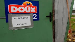 Le tribunal de commerce de Quimper (Finistère) rendra lundi prochain à 15 heures son jugement sur les offres de reprise partielle des sites du pôle frais du groupe Doux, placé en liquidation judiciaire. /Photo prise le 5 juillet 2012/REUTERS/Jacky Naegele