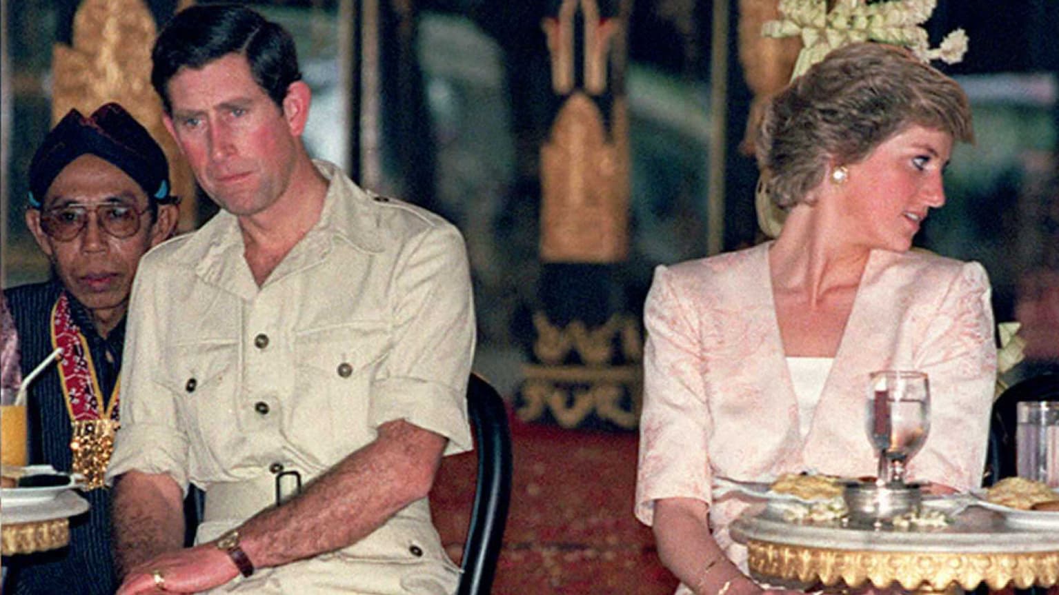 Charles & Diana en voyage en Indonésie, le 5 novembre 1989