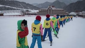 Des skieur à Masikryong, seule station de ski en Corée du Nord, le 19 février 2017