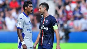 Brandao et Thiago Motta lors de PSG-Bastia en 2014