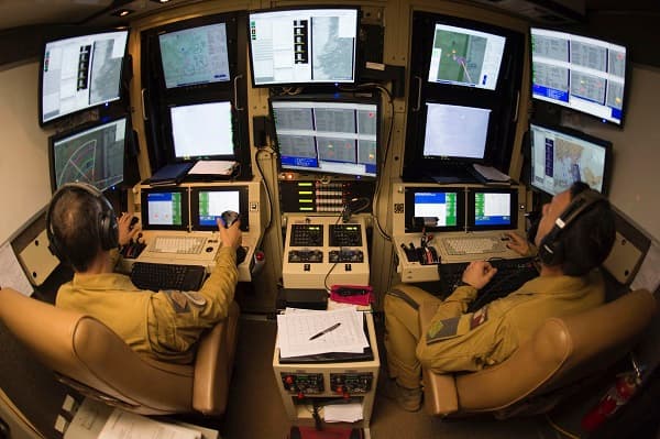 Le cockpit de l'équipage d'un drone