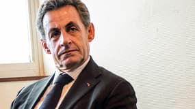 Le président de l'UMP Nicolas Sarkozy, ici à Tourcoing, le 29 janvier, est embarrasé par son rival Alain Juppé.