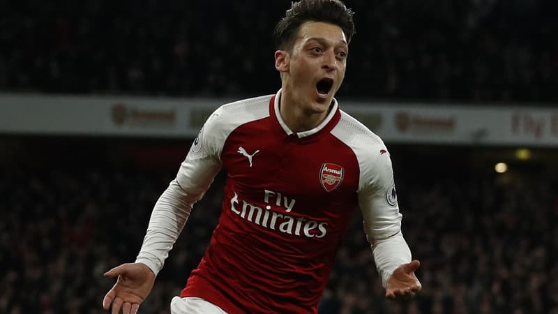 Özil est arrivé à Arsenal en 2013.