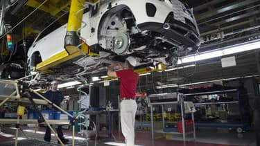 Un relèvement des droits de douane sur l'automobile importée provoquerait une hausse des coûts de fabrication, et un impact social fort, prévient un institut américain.