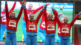 Les athlètes russes (Yulia Gushchina, Tatyana Firova, Kseniya Ryzhova et Antonina Krivoshapka) ont nié avoir voulu s'opposer à la loi sur l'homophobie.