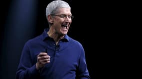 Apple s'offre de nouveau record en Bourse