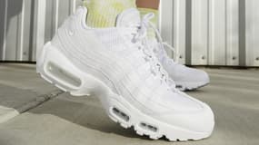 Les stocks de cette paire de Nike Air Max 95 fondent, vu leur prix ce n'est pas étonnant