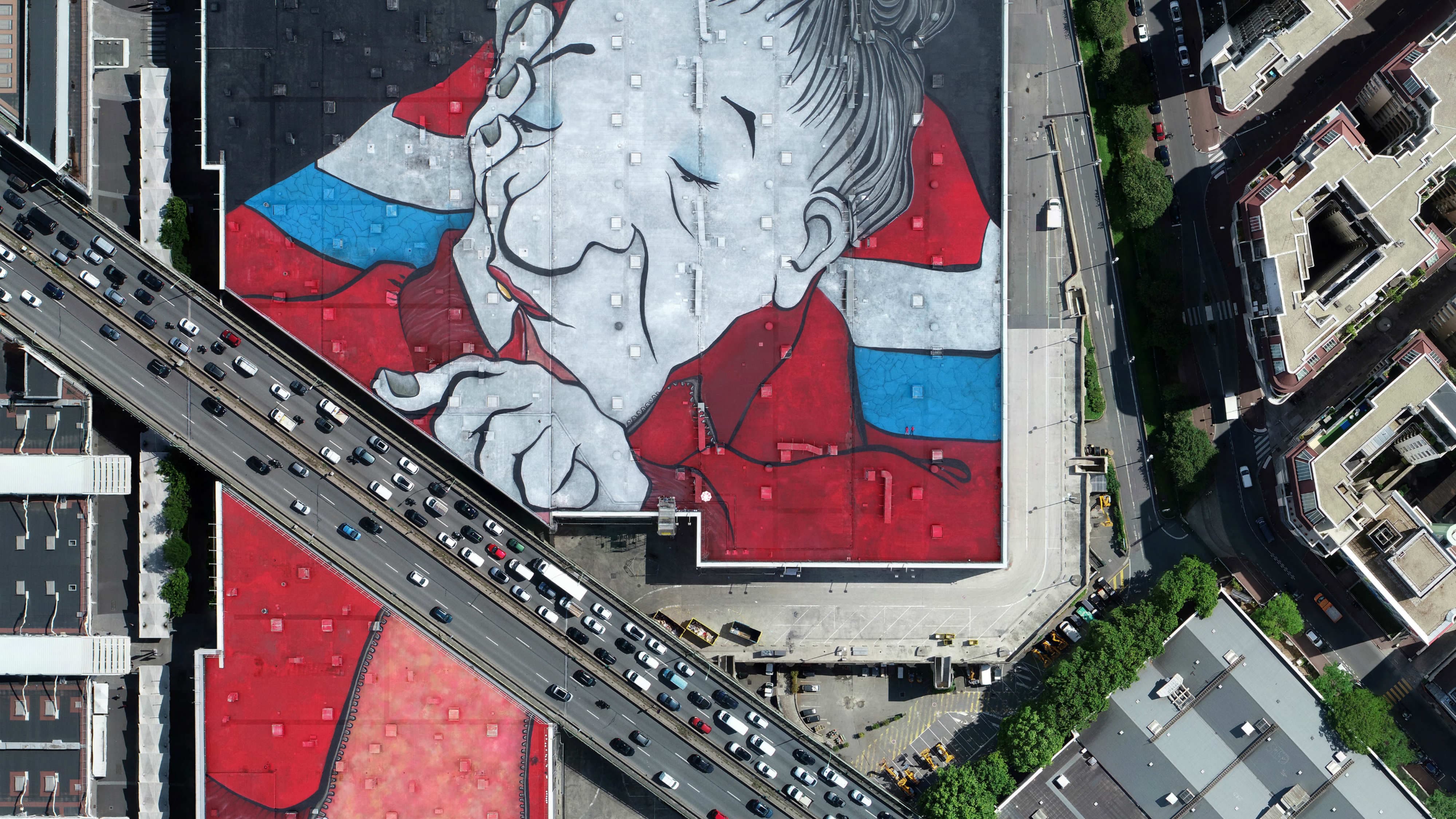 Oeuvre réalisée par le duo Ella & Pitr au Parc des expositions Oeuvre réalisée par le duo Ella & Pitr au Parc des expositions