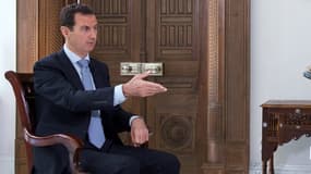 Photo diffusée par l'agence Sana le 3 novembre 2016, montrant le président Bachar al-Assad.