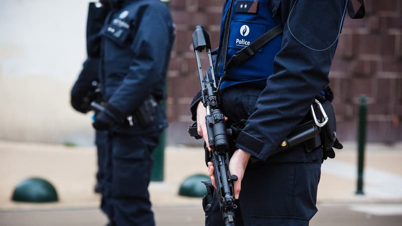 Des policiers à Molenbeek le 18 mars 2016