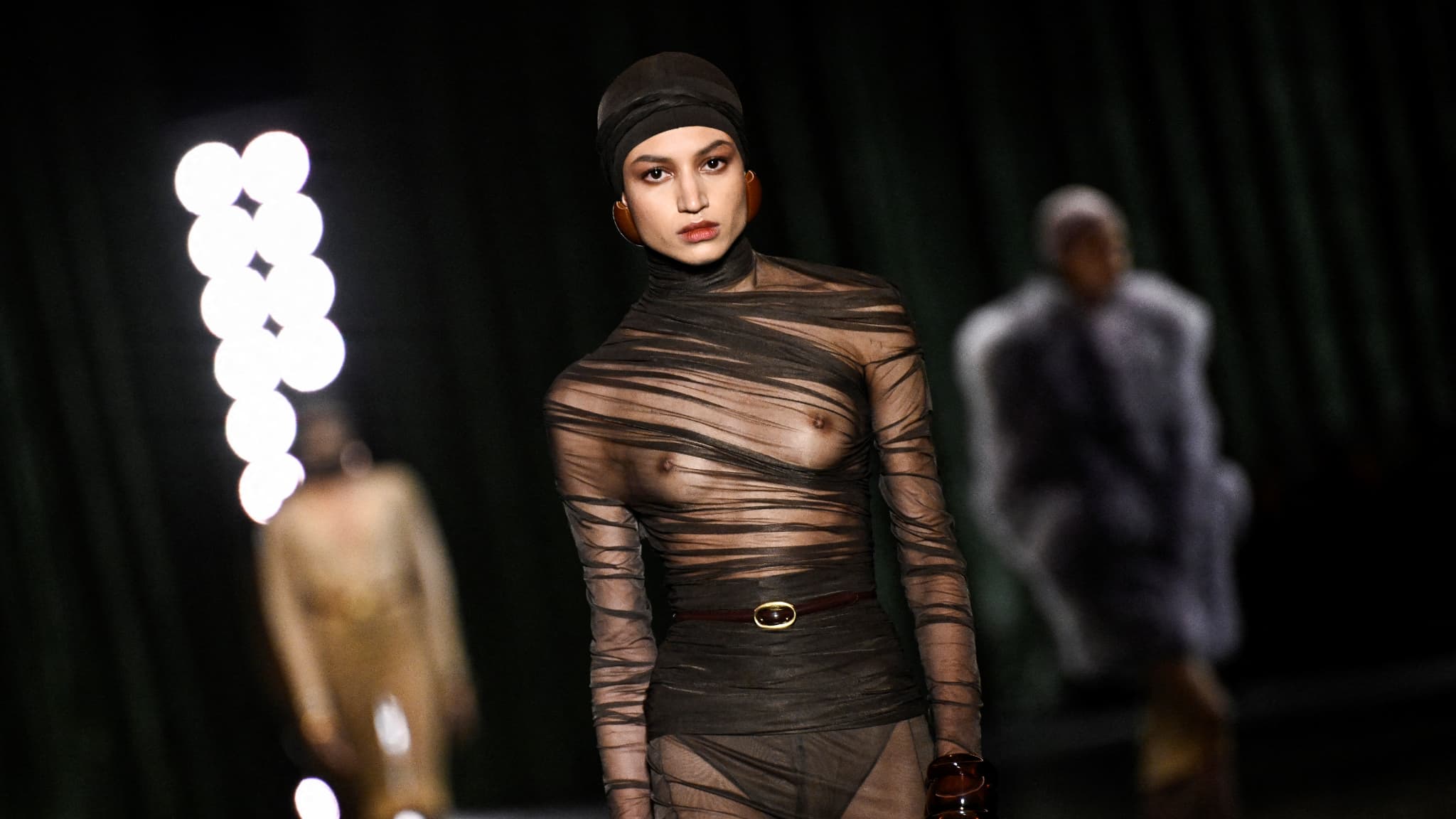 Défilé Saint Laurent automne/hiver 2024/2025