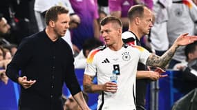 Julian Nagelsmann et Toni Kroos lors du match Allemagne-Ecosse