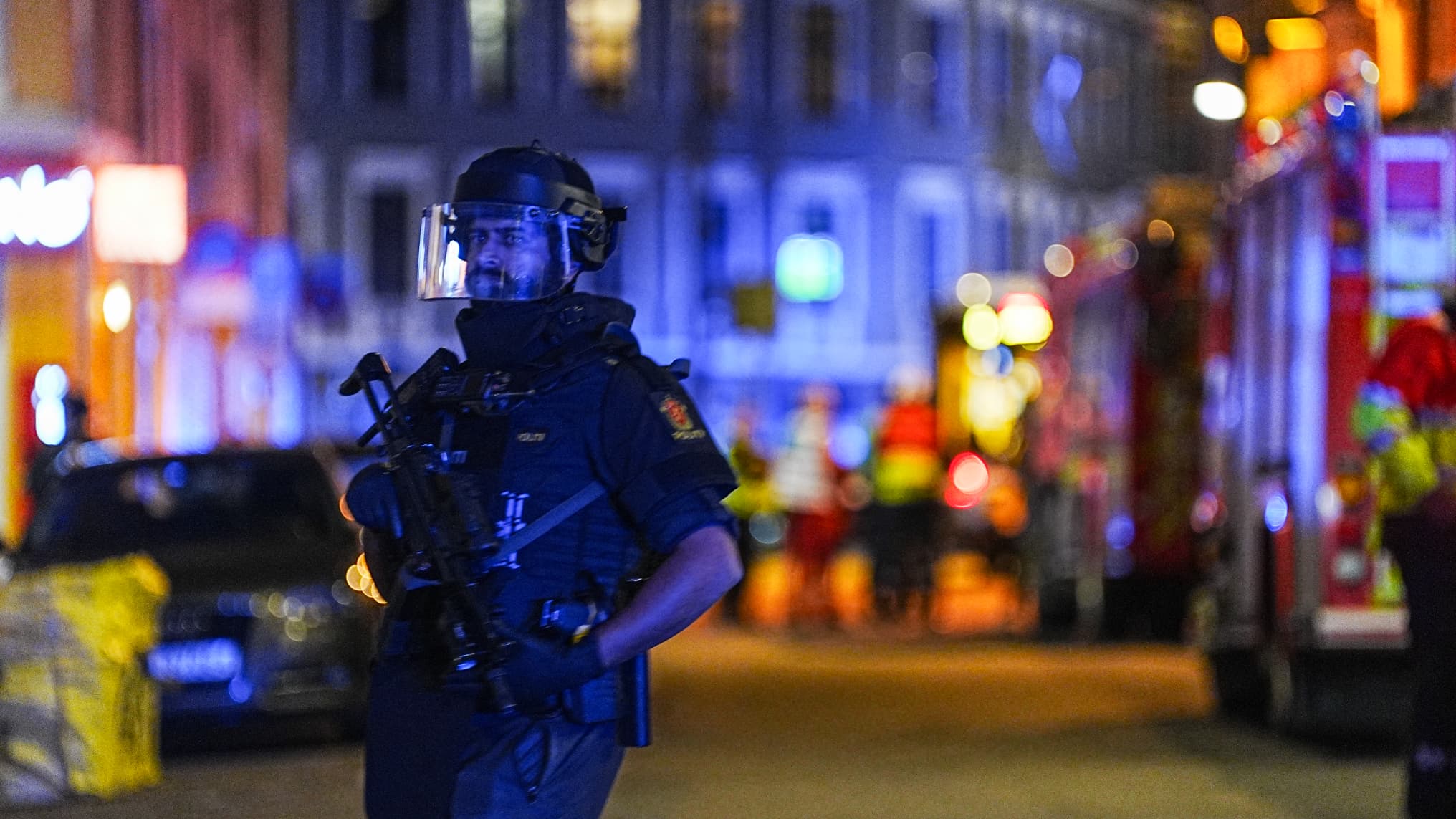 JET DE GRENADE À OSLO: LA POLICE NORVÉGIENNE INTERPELLE DEUX GARÇONS DE 13 ANS