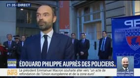 Édouard Philippe à la préfecture de police de Paris: "Je suis venu leur dire qu'on pense tous à eux"
