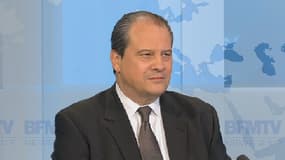 Jean-Christophe Cambadélis a promis que le PS aura une "solidarité exigeante" avec le gouvernement.